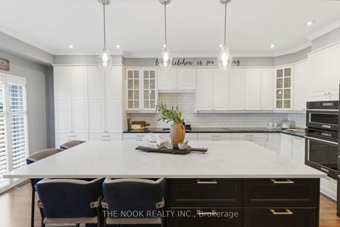 Photo 8 at 117 Point Hope Place, Port Whitby, Whitby