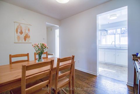 Photo 11 at 20 Sego Royalway, Hillcrest Village, Toronto