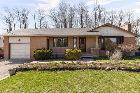 Photo 1 at 823 Essa Road, Holly, Barrie