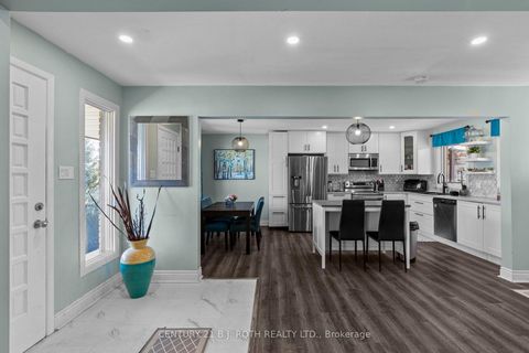 Photo 3 at 823 Essa Road, Holly, Barrie