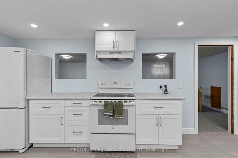 Photo 21 at 823 Essa Road, Holly, Barrie