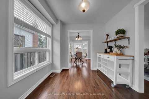 Photo 21 at 39 Longwood Court, Courtice, Clarington