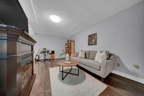 Photo 36 at 39 Longwood Court, Courtice, Clarington