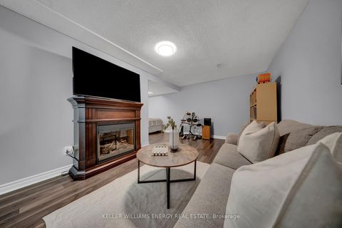 Photo 37 at 39 Longwood Court, Courtice, Clarington