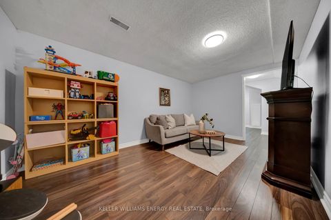 Photo 42 at 39 Longwood Court, Courtice, Clarington