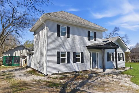 Photo 1 at 88 Victoria Road, Baldwin, Georgina