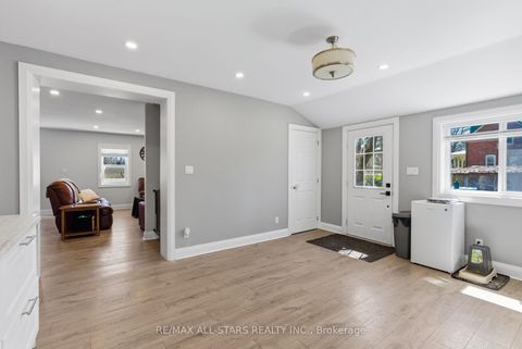 Photo 8 at 88 Victoria Road, Baldwin, Georgina