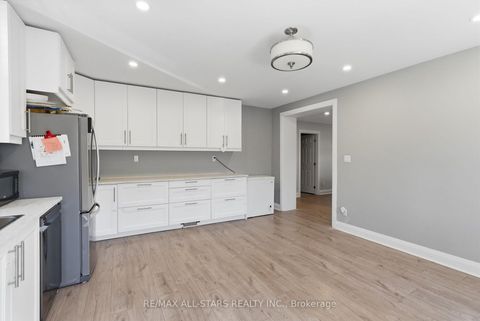 Photo 9 at 88 Victoria Road, Baldwin, Georgina