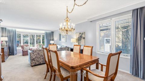 Photo 9 at 27 Ladyslipper Court, Bayview Glen, Markham