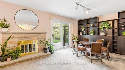 Photo 21 at 27 Ladyslipper Court, Bayview Glen, Markham