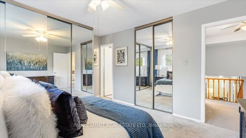 Photo 24 at 27 Ladyslipper Court, Bayview Glen, Markham