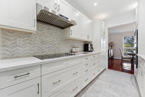 Photo 5 at 6 Crimson Millway, Windfields, Toronto