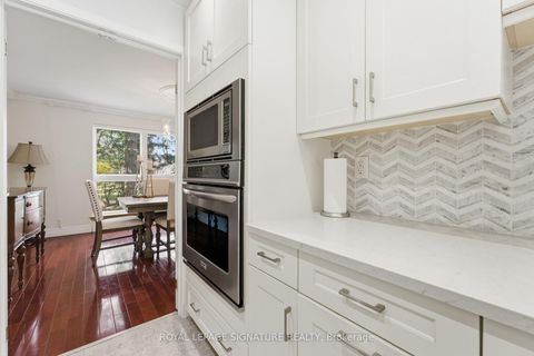 Photo 11 at 6 Crimson Millway, Windfields, Toronto