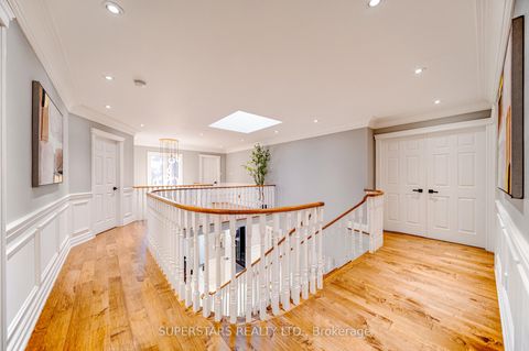 Photo 15 at 75 Rockwood Crescent, Beverley Glen, Vaughan