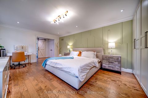 Photo 17 at 75 Rockwood Crescent, Beverley Glen, Vaughan