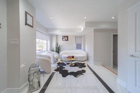 Photo 4 at 143 Carpaccio Avenue, Vellore Village, Vaughan