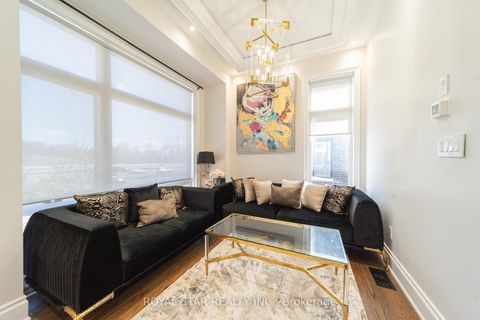 Photo 10 at 143 Carpaccio Avenue, Vellore Village, Vaughan