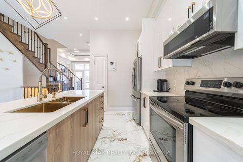 Photo 16 at 143 Carpaccio Avenue, Vellore Village, Vaughan