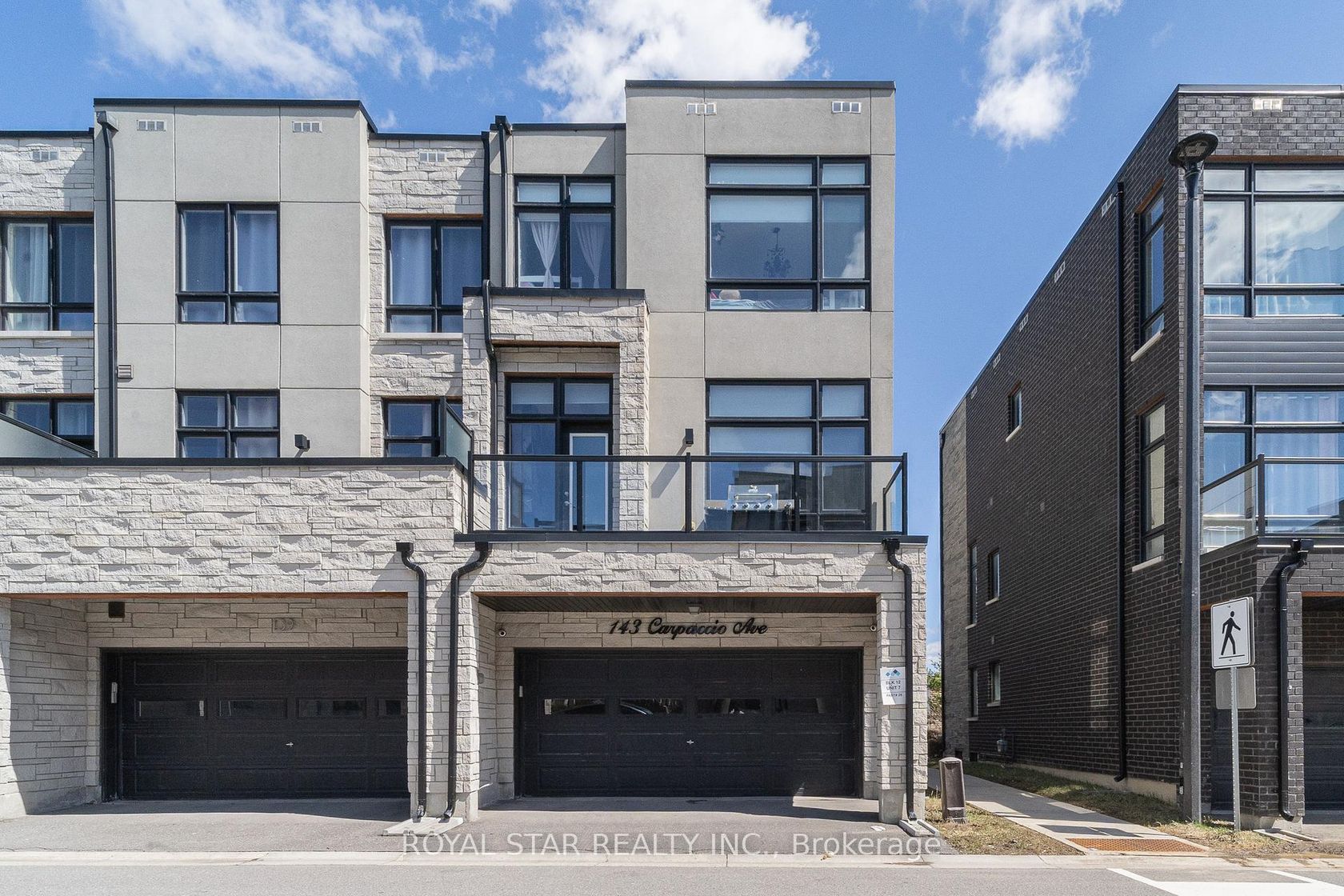 143 Carpaccio Avenue, Vellore Village, Vaughan photo number 2