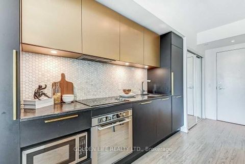 Photo 6 at 3310 - 85 Wood Street, Yonge Corridor, Toronto
