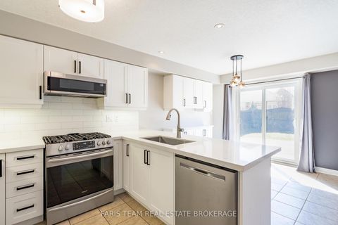 Photo 6 at 18 Balmoral Place, Shore, Barrie