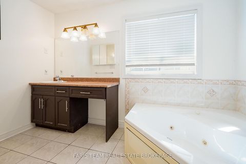 Photo 20 at 18 Balmoral Place, Shore, Barrie