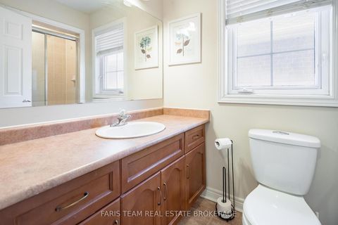 Photo 25 at 18 Balmoral Place, Shore, Barrie