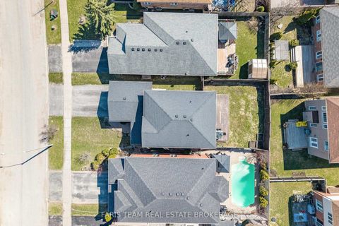 Photo 40 at 18 Balmoral Place, Shore, Barrie