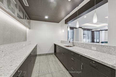 Photo 33 at 2612 - 3600 Highway 7, Vaughan Corporate Centre, Vaughan