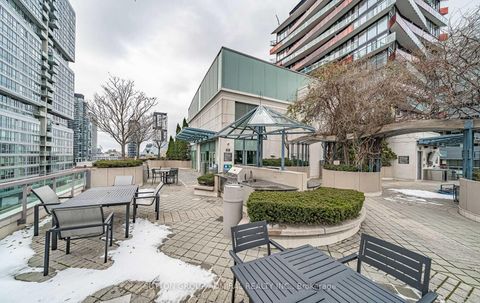 Photo 10 at 722 - 168 Simcoe Street, Waterfront Communities C1, Toronto