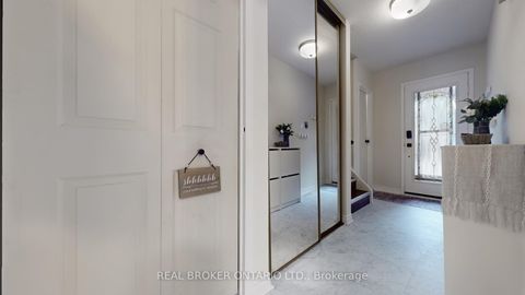 Photo 9 at 12 Woodglen Way, Unionville, Markham