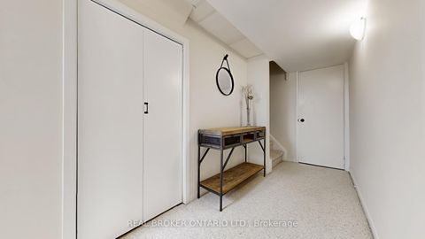 Photo 16 at 12 Woodglen Way, Unionville, Markham