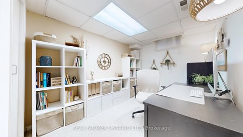 Photo 18 at 12 Woodglen Way, Unionville, Markham