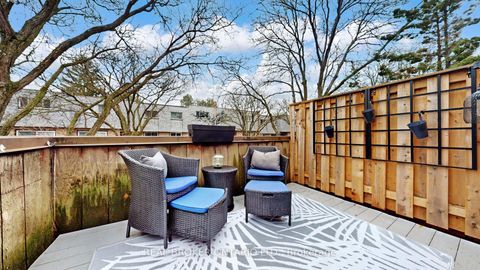 Photo 22 at 12 Woodglen Way, Unionville, Markham