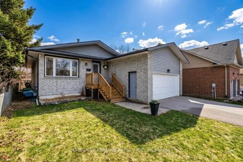 Photo 1 at 140 Riveredge Drive, Keswick North, Georgina