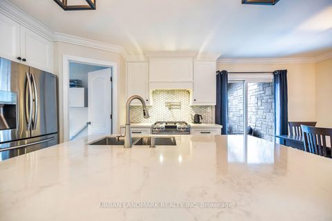 Photo 4 at 140 Riveredge Drive, Keswick North, Georgina