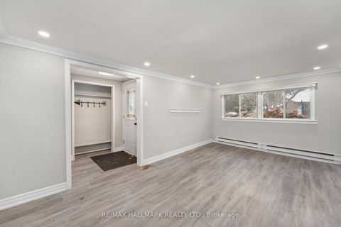 Photo 4 at 41 Shirlea Boulevard, Keswick South, Georgina