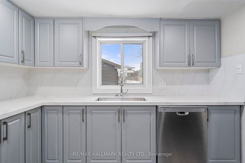 Photo 10 at 41 Shirlea Boulevard, Keswick South, Georgina