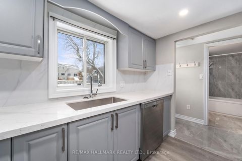 Photo 13 at 41 Shirlea Boulevard, Keswick South, Georgina