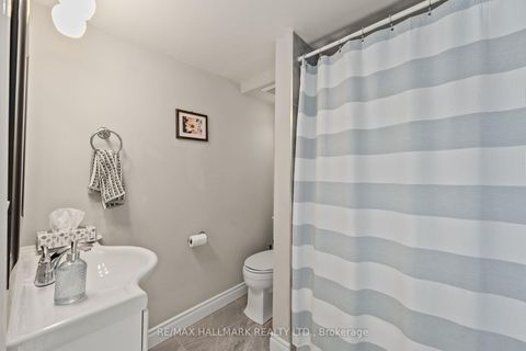 Photo 17 at 41 Shirlea Boulevard, Keswick South, Georgina
