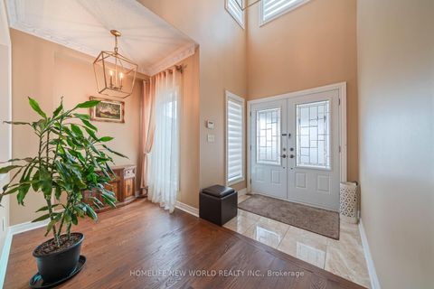 Photo 2 at 113 Sonoma Boulevard, Sonoma Heights, Vaughan