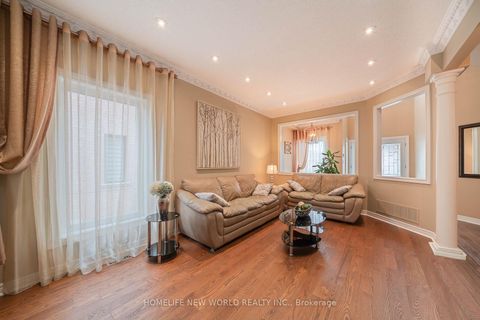 Photo 6 at 113 Sonoma Boulevard, Sonoma Heights, Vaughan