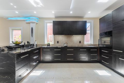 Photo 4 at 626 College Manor Drive, College Manor, Newmarket