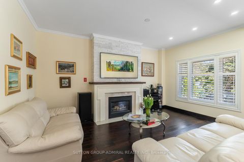 Photo 12 at 626 College Manor Drive, College Manor, Newmarket