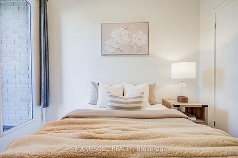 Photo 27 at 25 Origin Way, Patterson, Vaughan