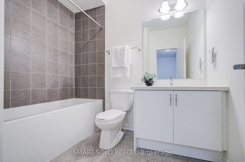 Photo 28 at 25 Origin Way, Patterson, Vaughan