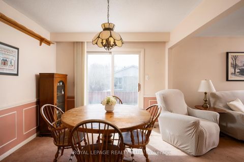 Photo 16 at 222 Centre Street W, Mill Pond, Richmond Hill