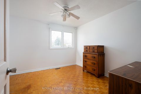 Photo 22 at 222 Centre Street W, Mill Pond, Richmond Hill