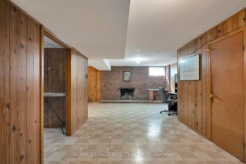 Photo 31 at 222 Centre Street W, Mill Pond, Richmond Hill