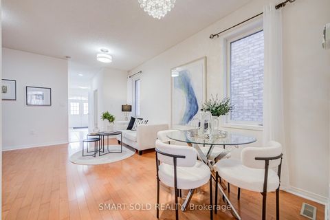 Photo 9 at 28 Catalpa Crescent, Patterson, Vaughan